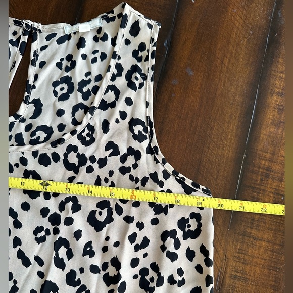 Pleione Animal Print High/Low Flowy Tank Top Size Medium - Picture 12 of 16
